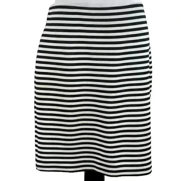 Ann Taylor loft outlet womens skirt size 6 Black white striped pencil - Picture 9 of 9